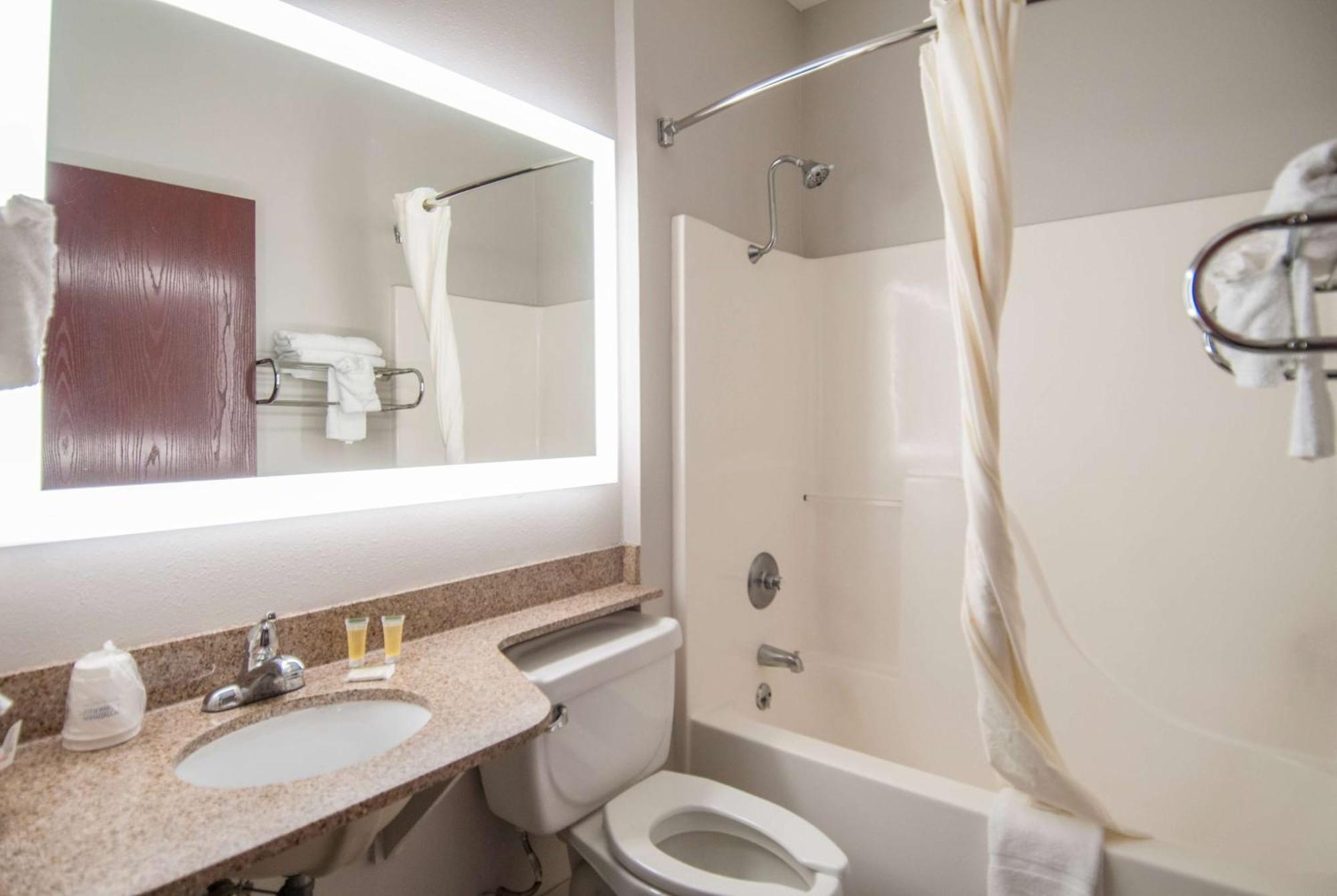 Microtel Inn&Suites Lafayette Esterno foto