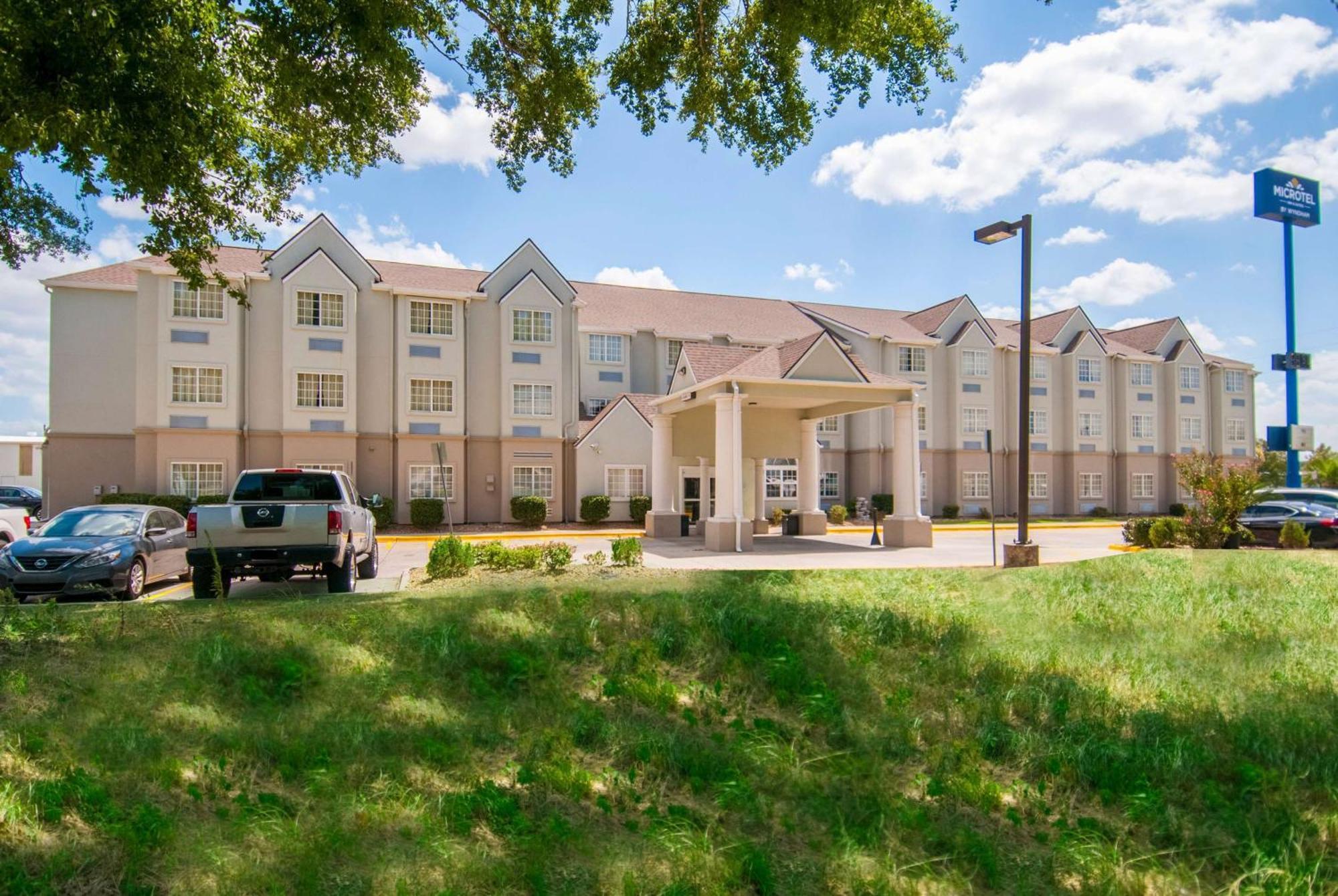 Microtel Inn&Suites Lafayette Esterno foto
